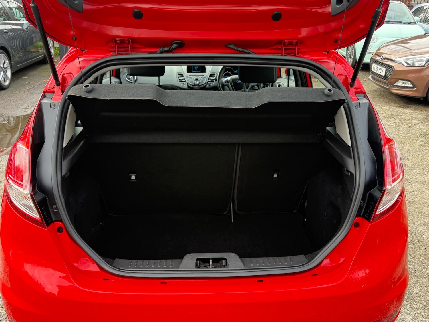 Used Ford Fiesta 2014 for sale - 76485384: Photo 24