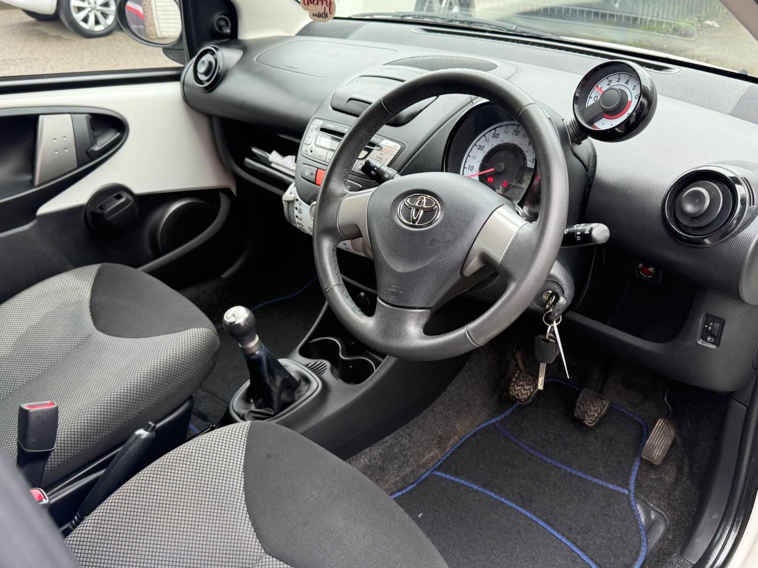 Used Toyota AYGO 2014 for sale - 77784676: Photo 18