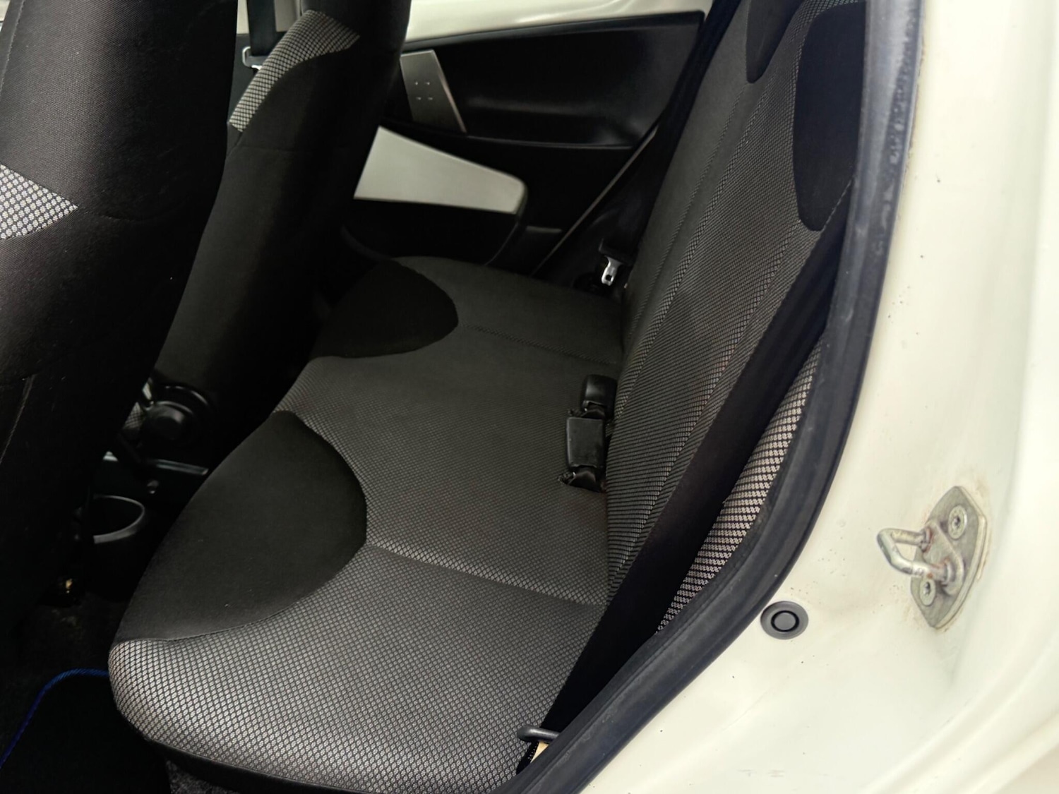 Used Toyota AYGO 2014 for sale - 77784676: Photo 20