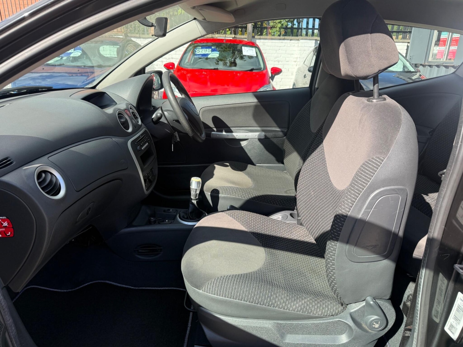 Used Citroen C2 2009 for sale - 76990920: Photo 24