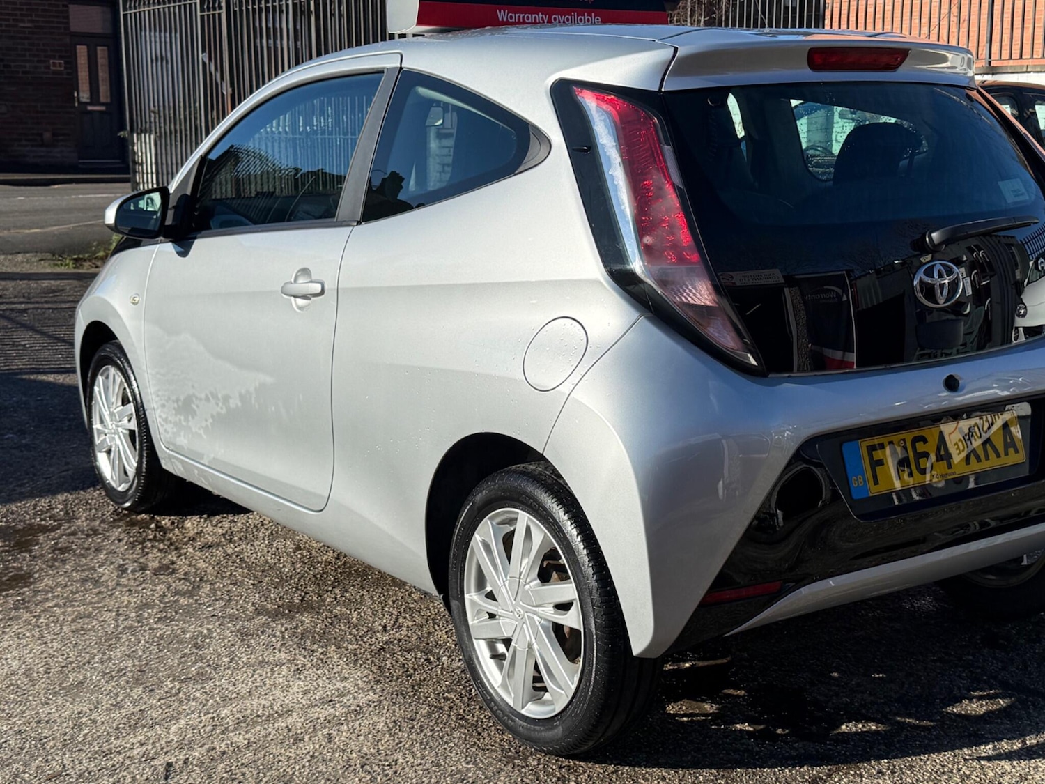 Used Toyota AYGO 2015 for sale - 77559285: Photo 11
