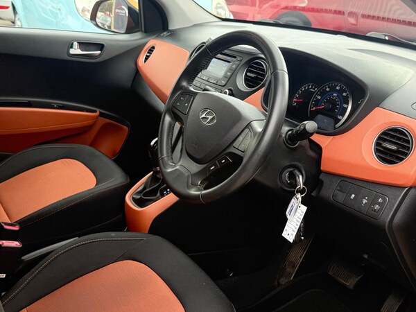 Used Hyundai i10 2014 for sale - 76041962: Photo 17