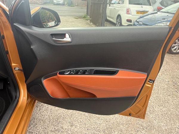 Used Hyundai i10 2014 for sale - 76041962: Photo 23