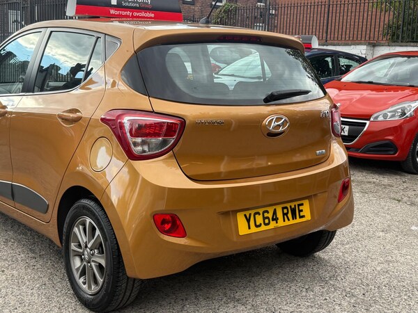 Used Hyundai i10 2014 for sale - 76041962: Photo 9