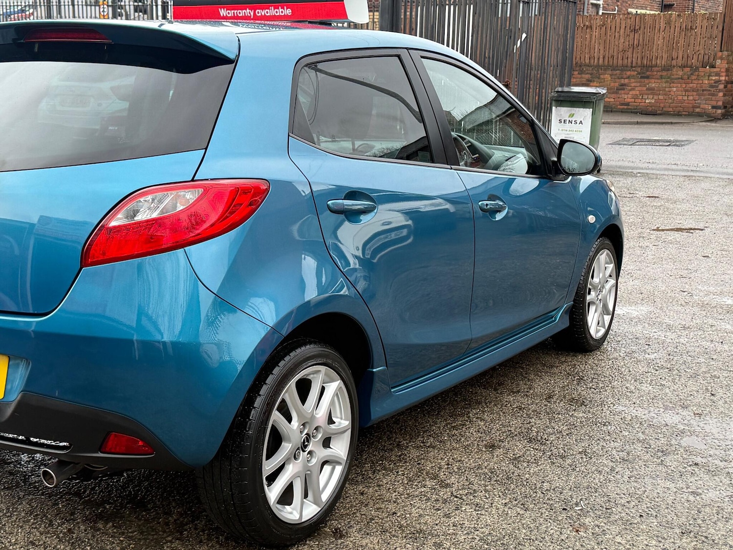 Used Mazda Mazda2 2014 for sale - 77190855: Photo 13