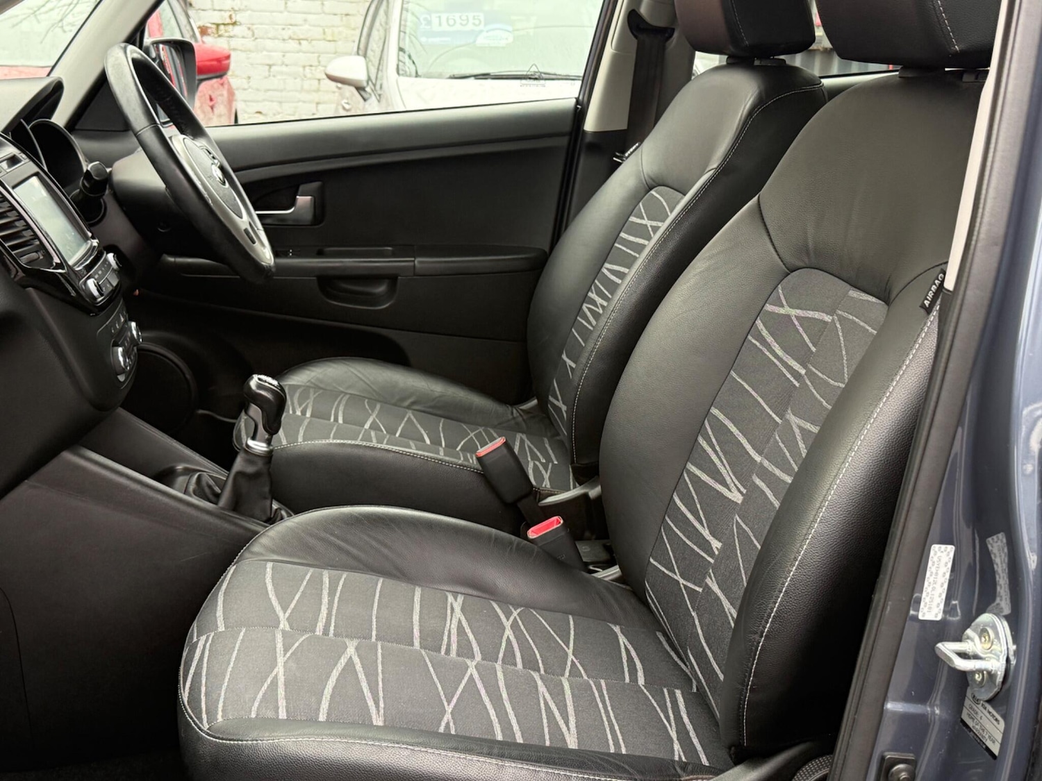 Used Kia Venga 2015 for sale - 77696135: Photo 27