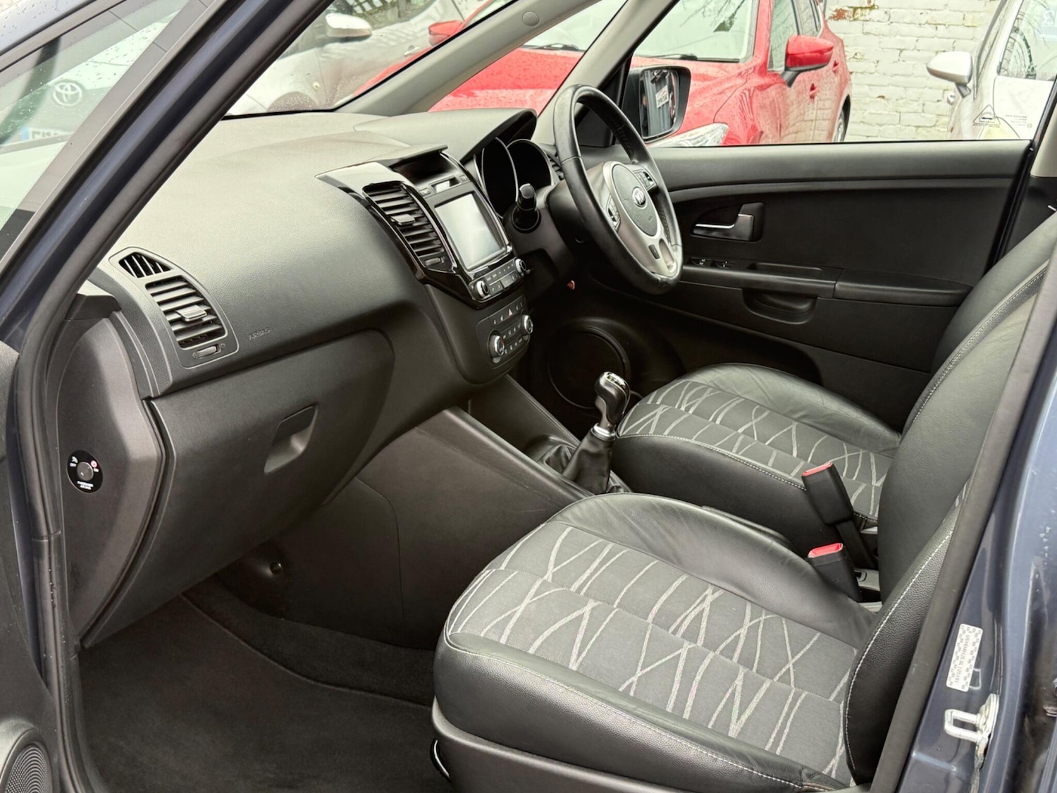 Used Kia Venga 2015 for sale - 77696135: Photo 28