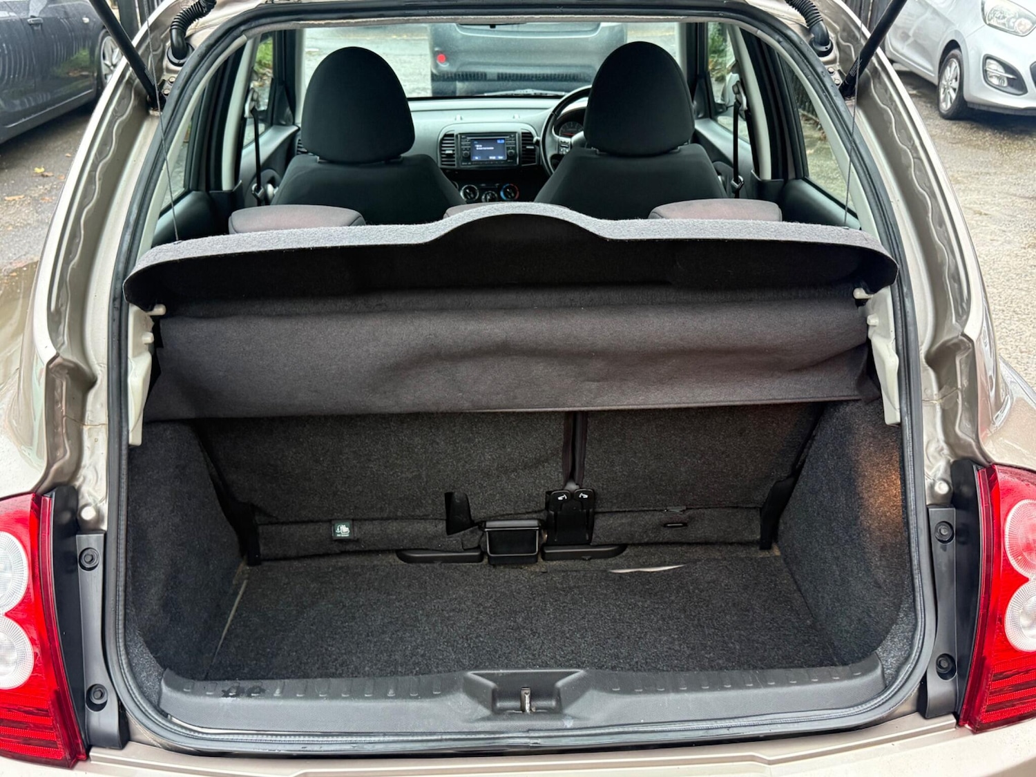 Used Nissan Micra 2010 for sale - 76512788: Photo 22