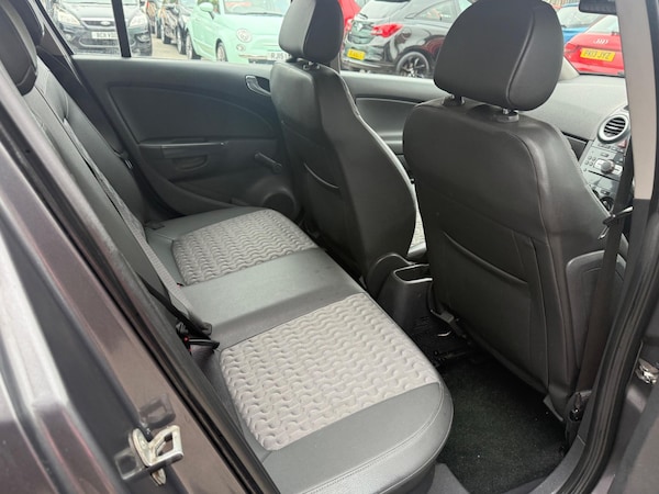 Used Vauxhall Corsa 2011 for sale - 76307094: Photo 17