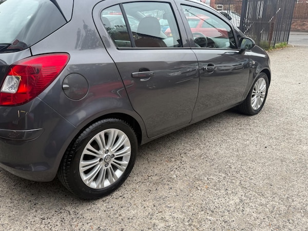Used Vauxhall Corsa 2011 for sale - 76307094: Photo 23