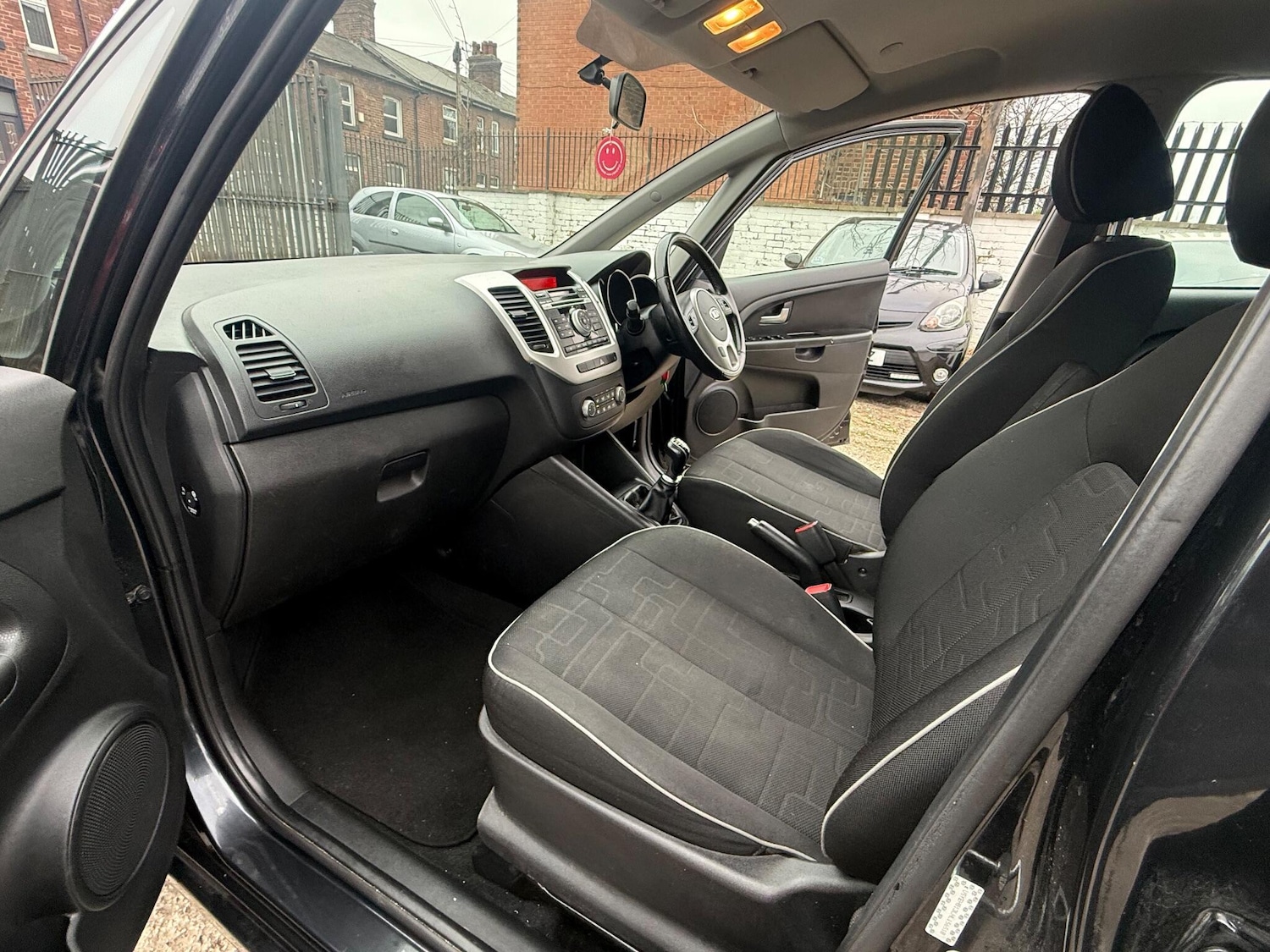 Used Kia Venga 2017 for sale - 77387580: Photo 24