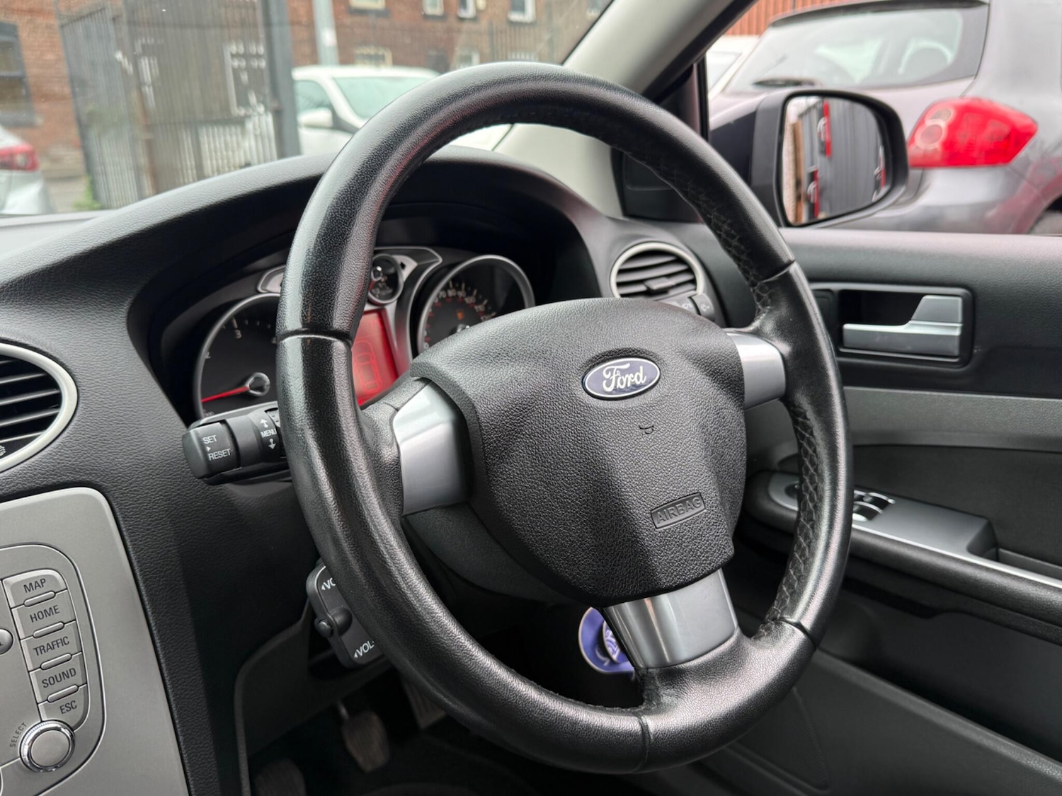 Used Ford Focus 2011 for sale - 77783235: Photo 23