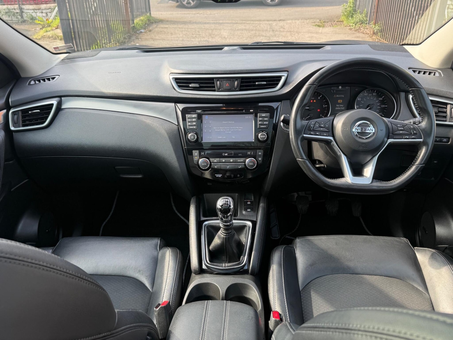 Used Nissan Qashqai 2017 for sale - 77977935: Photo 18