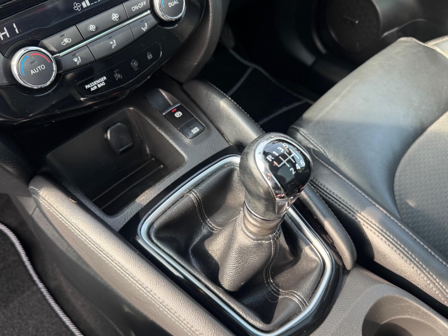 Used Nissan Qashqai 2017 for sale - 77977935: Photo 19