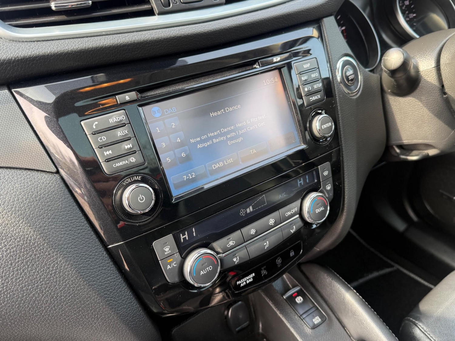 Used Nissan Qashqai 2017 for sale - 77977935: Photo 25