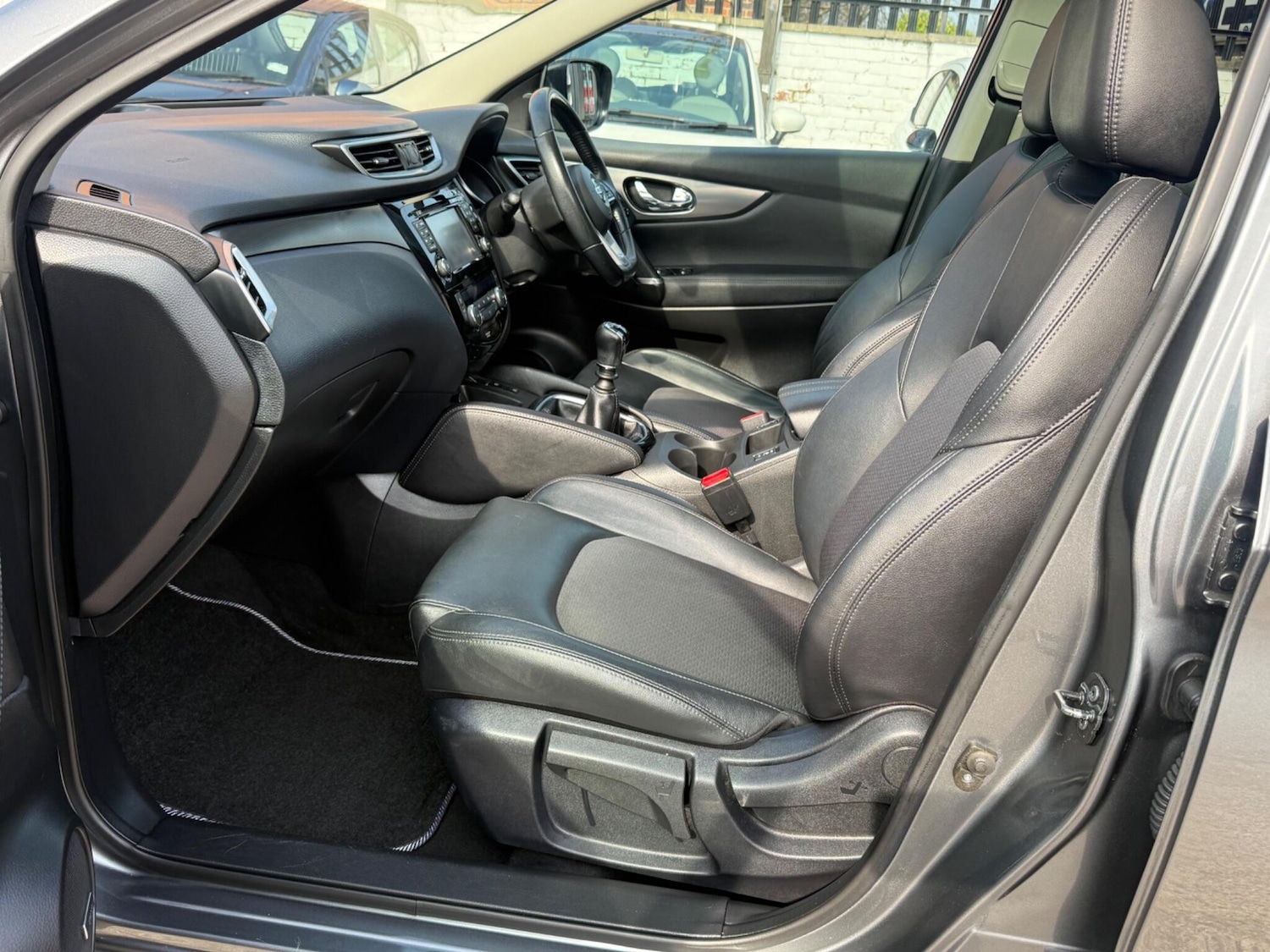 Used Nissan Qashqai 2017 for sale - 77977935: Photo 29