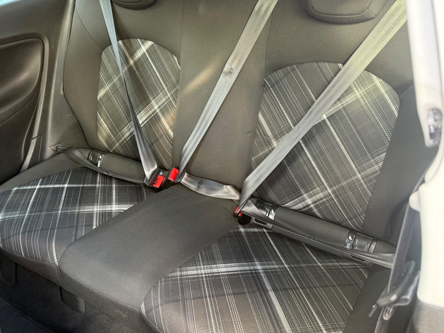 Used Vauxhall Corsa 2015 for sale - 76397986: Photo 20