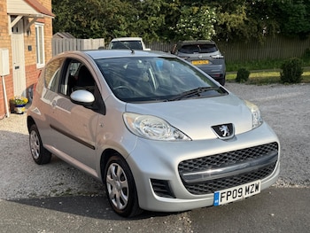 Used Peugeot 107 2009 for sale - 78741416: Photo