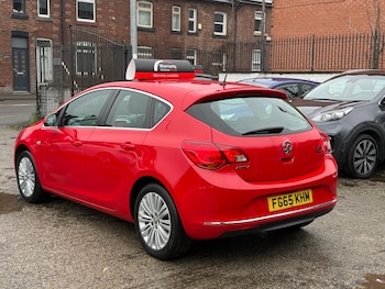 Used Vauxhall Astra 2015 for sale - 77425488: Photo