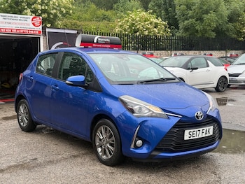 Used Toyota Yaris 2017 for sale - 78878160: Photo
