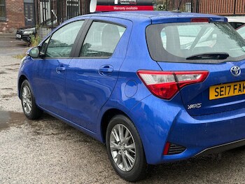 Used Toyota Yaris 2017 for sale - 78878160: Photo