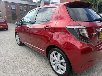 Used Toyota Yaris 2013 for sale - 79452666: Photo