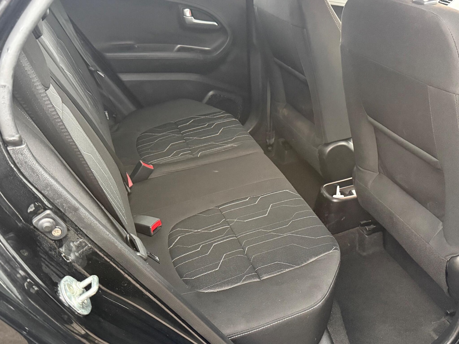 Used Kia Picanto 2016 for sale - 76952934: Photo 21