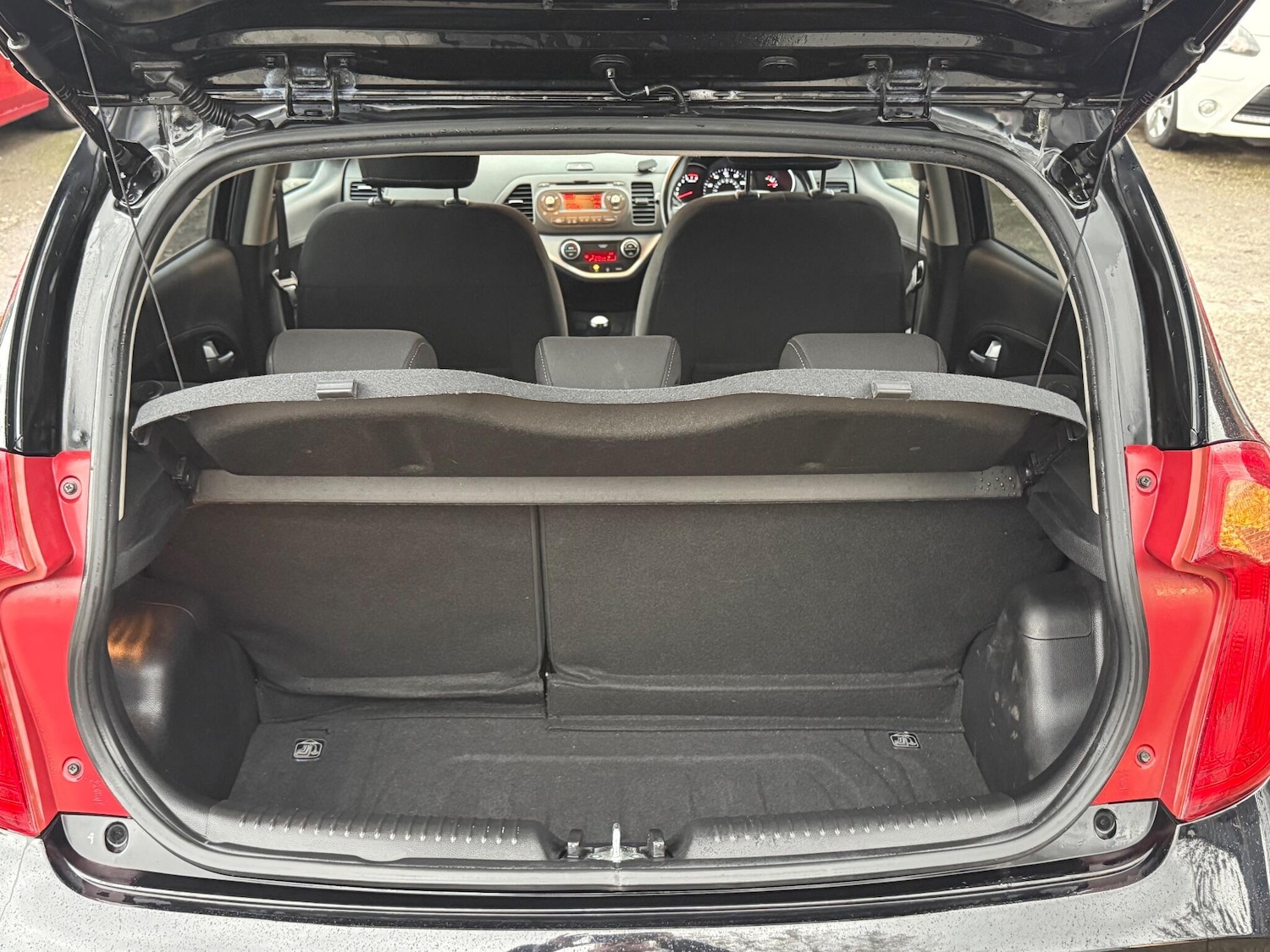 Used Kia Picanto 2016 for sale - 76952934: Photo 24