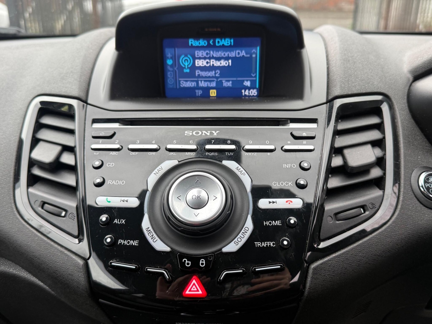 Used Ford Fiesta 2015 for sale - 77376143: Photo 22