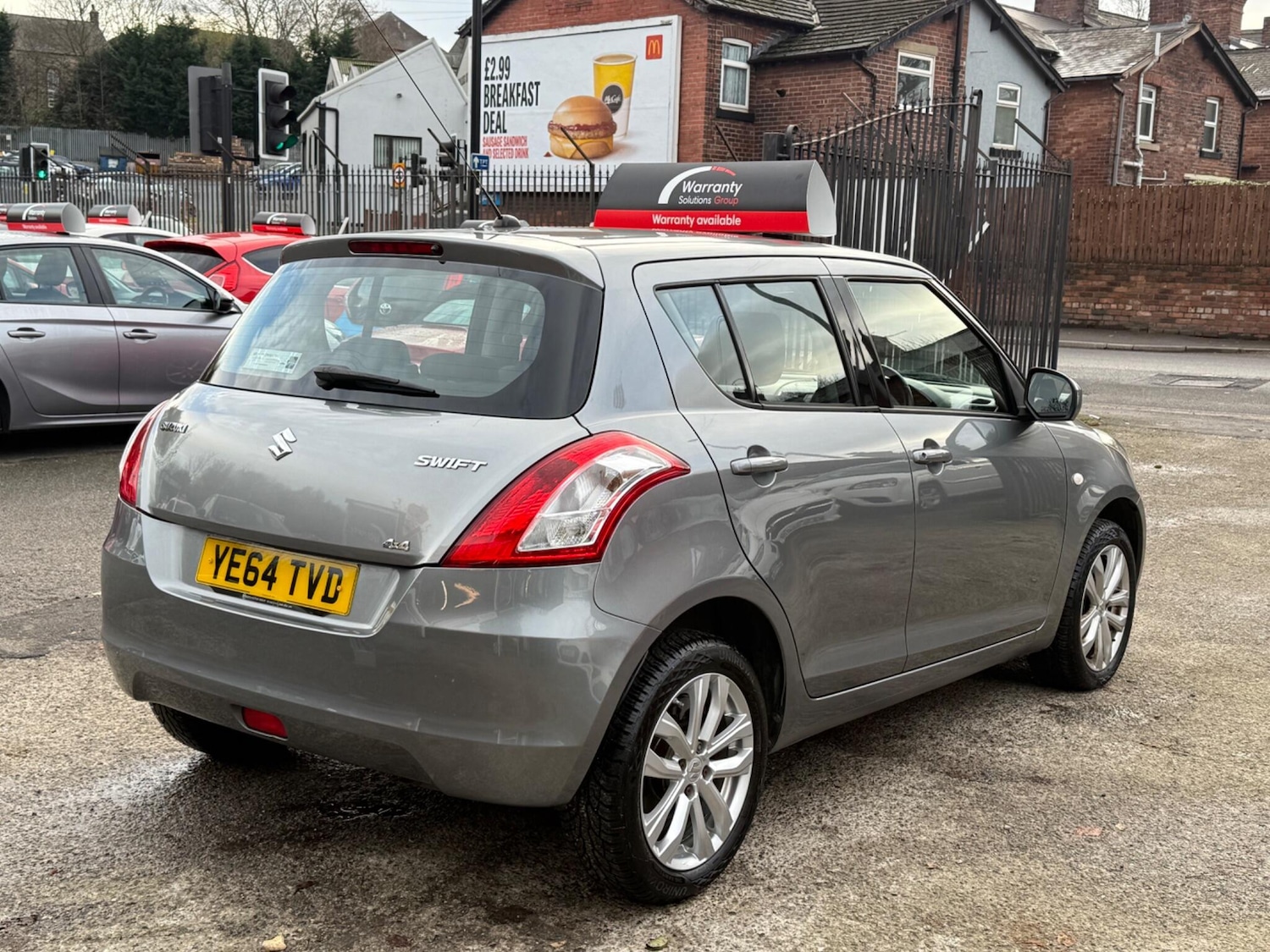 Used Suzuki Swift 2014 for sale - 76714660: Photo 14