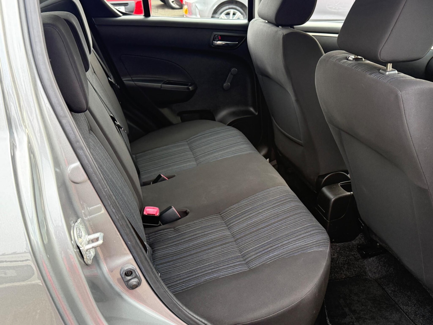 Used Suzuki Swift 2014 for sale - 76714660: Photo 20