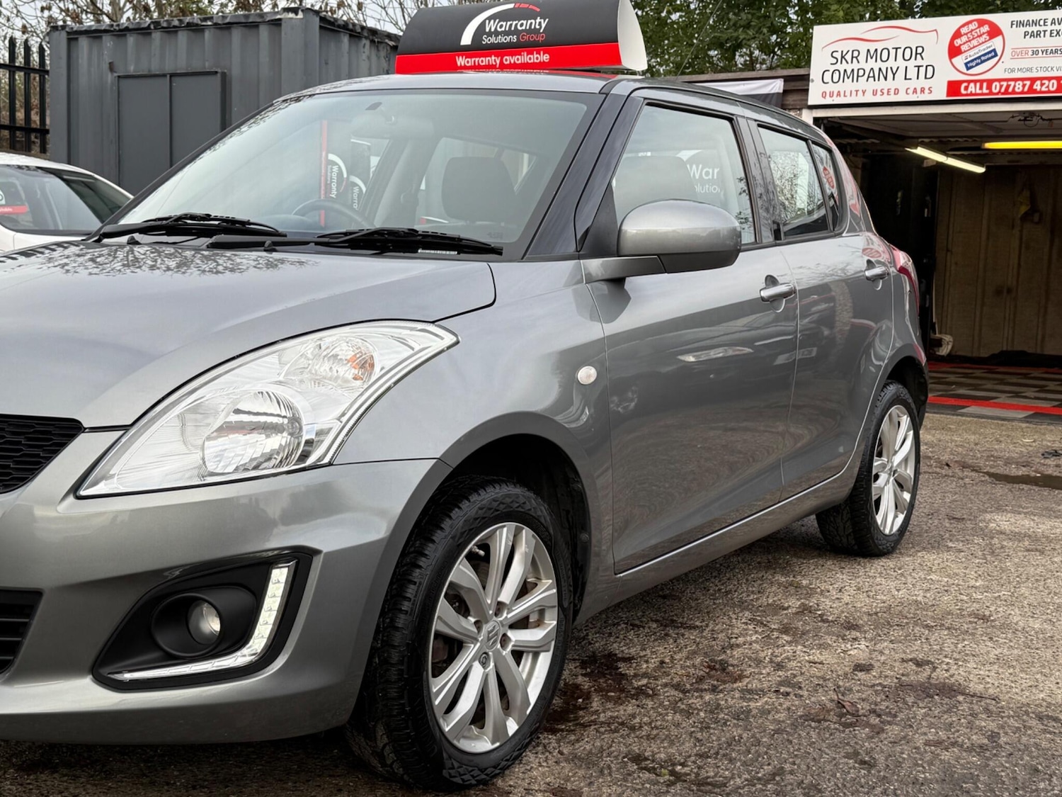 Used Suzuki Swift 2014 for sale - 76714660: Photo 7