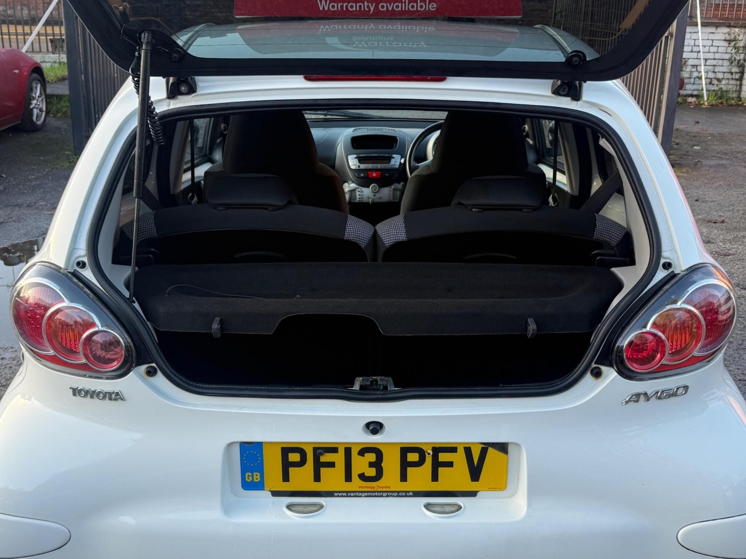 Used Toyota AYGO 2013 for sale - 76780622: Photo 23