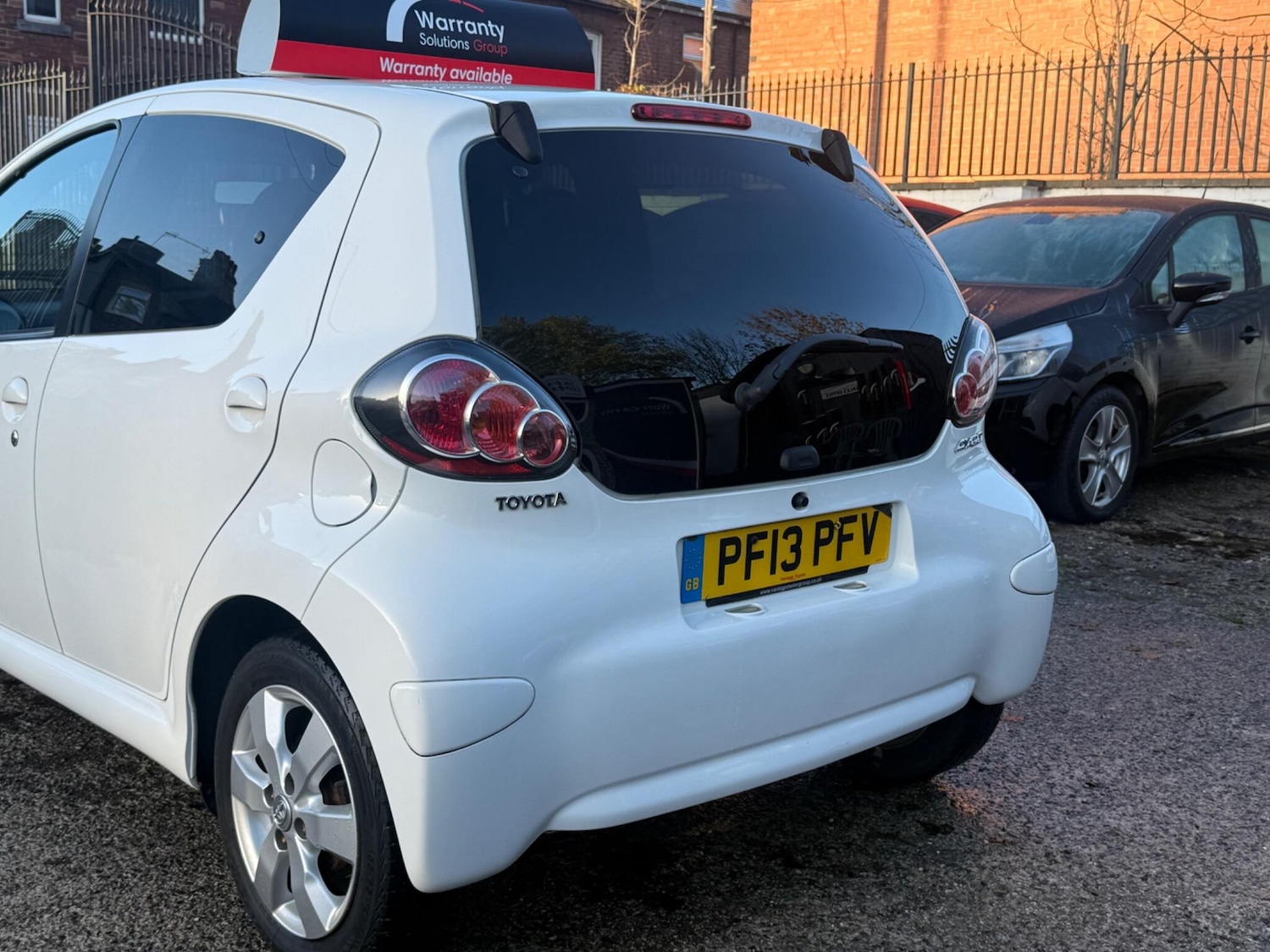 Used Toyota AYGO 2013 for sale - 76780622: Photo 9