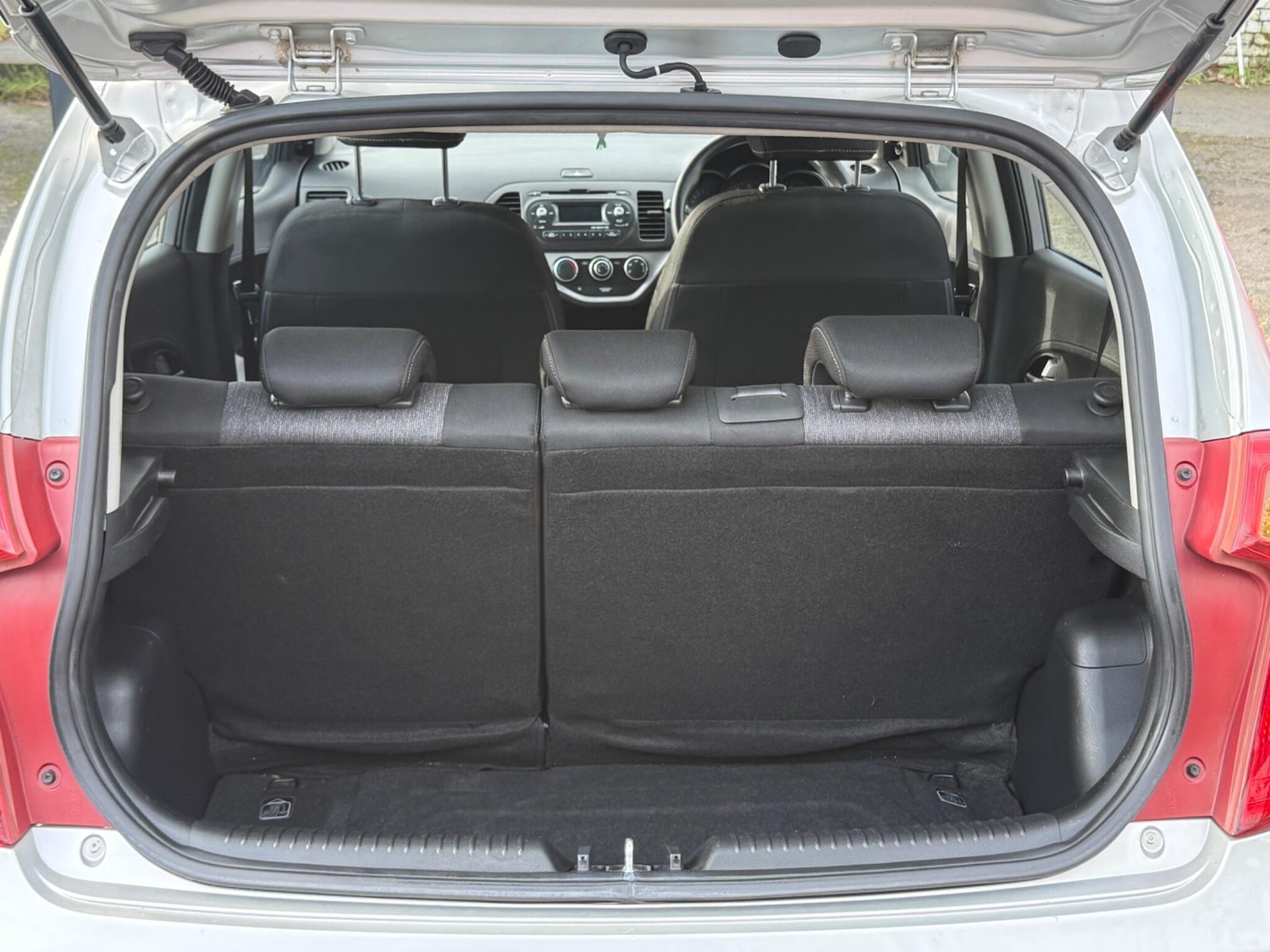 Used Kia Picanto 2011 for sale - 77267645: Photo 23