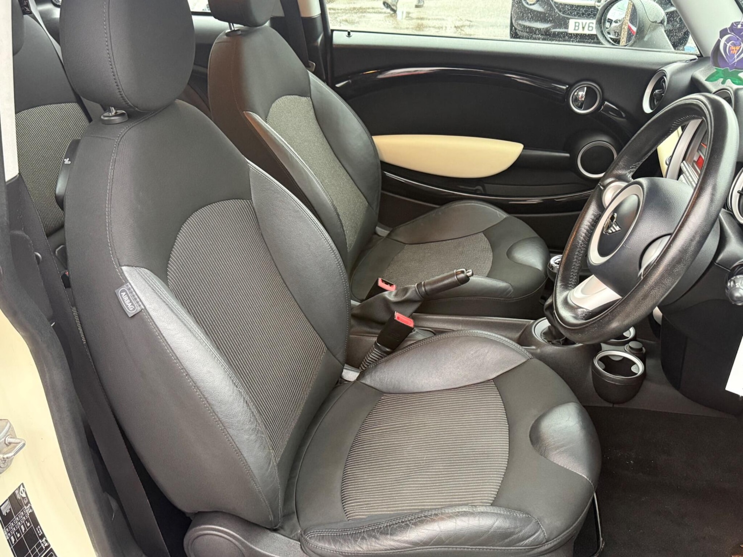 Used MINI Hatch 2010 for sale - 77291649: Photo 17