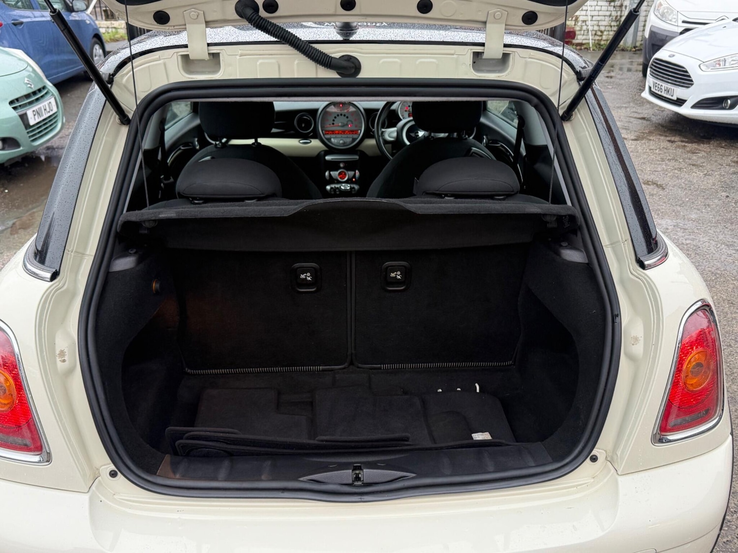 Used MINI Hatch 2010 for sale - 77291649: Photo 19