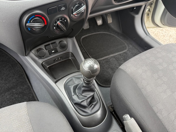 Used Kia Rio 2011 for sale - 76084644: Photo 17