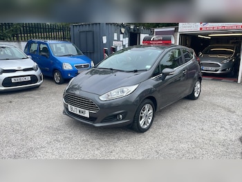 Used Ford Fiesta 2017 for sale - 79296082: Photo