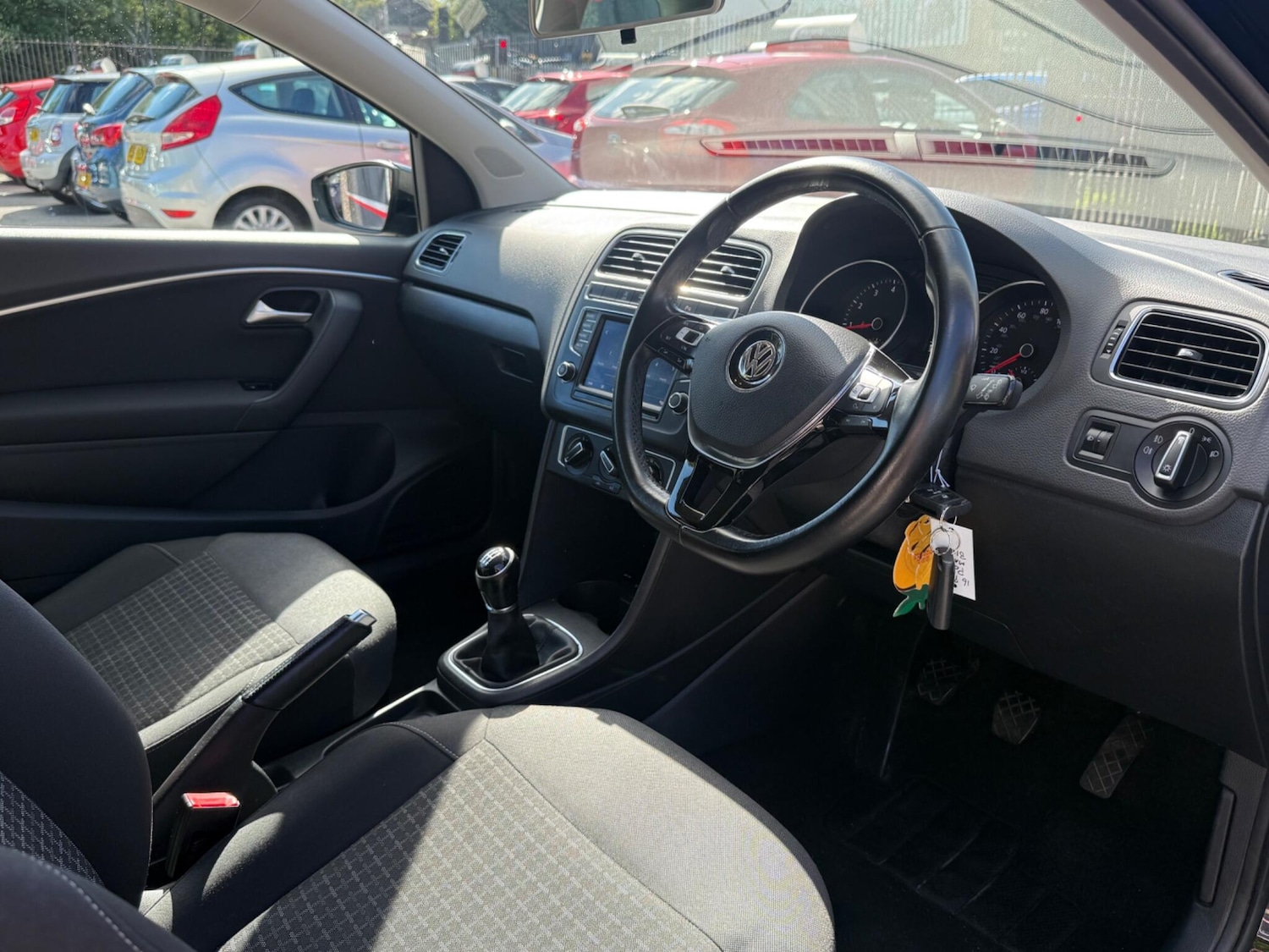 Used Volkswagen Polo 2016 for sale - 76026674: Photo 19