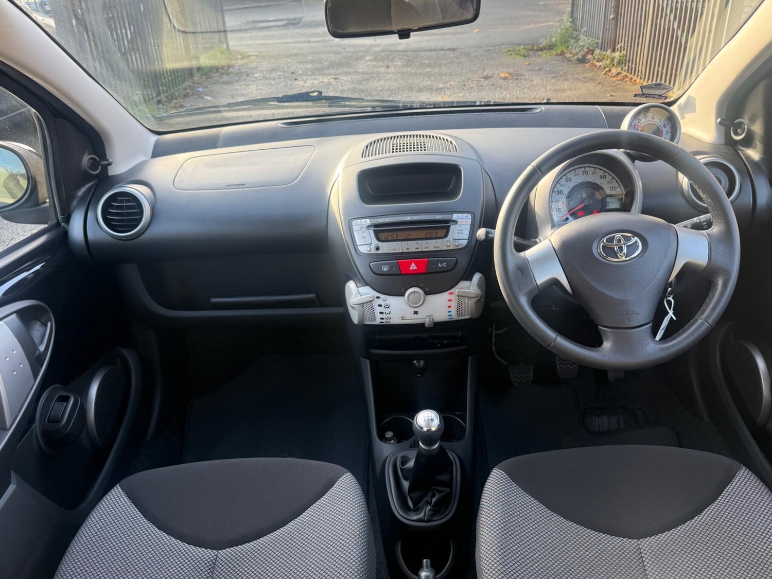 Used Toyota AYGO 2012 for sale - 76634110: Photo 16