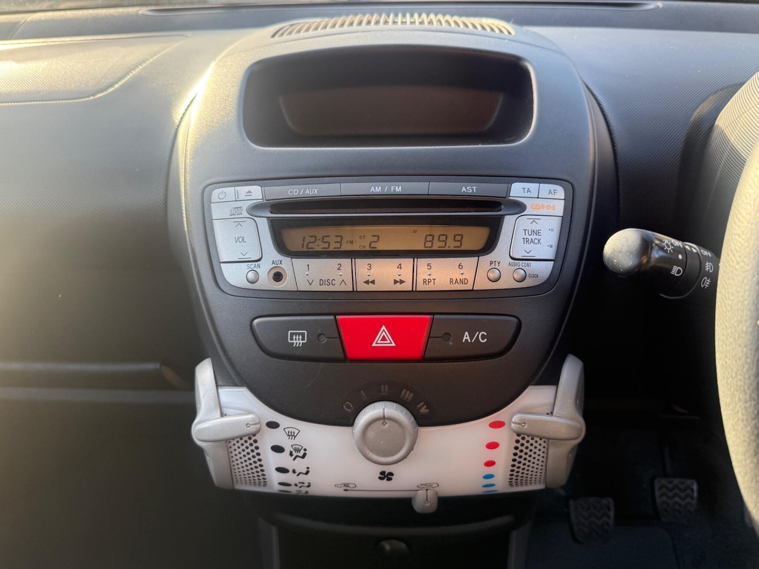 Used Toyota AYGO 2012 for sale - 76634110: Photo 26