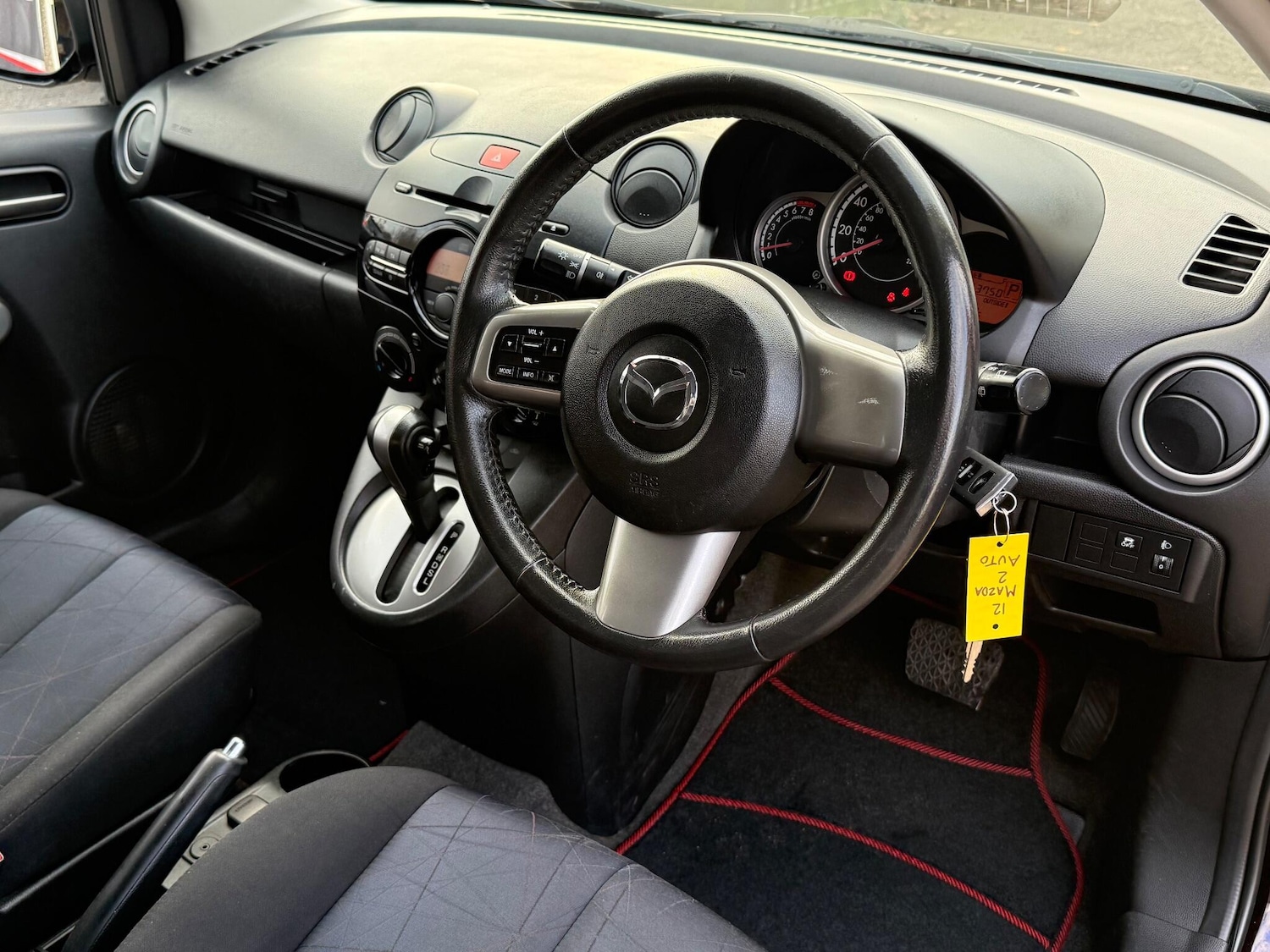 Used Mazda Mazda2 2012 for sale - 76913311: Photo 17