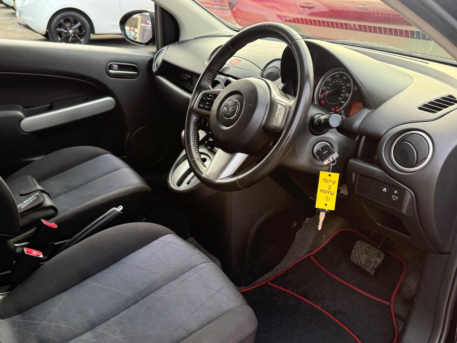 Used Mazda Mazda2 2012 for sale - 76913311: Photo 19