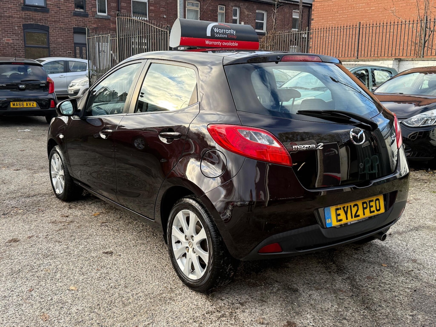 Used Mazda Mazda2 2012 for sale - 76913311: Photo 9