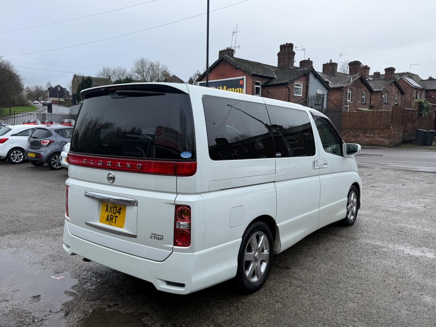 Used Nissan Elgrand 2023 for sale - 77696798: Photo 14