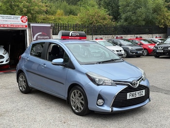 Used Toyota Yaris 2015 for sale - 79374256: Photo