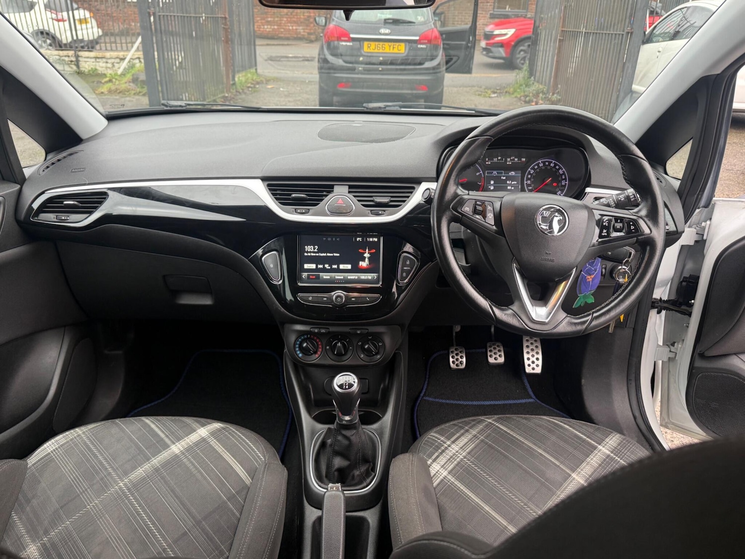 Used Vauxhall Corsa 2016 for sale - 77306147: Photo 18