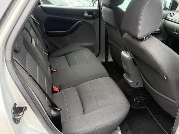 Used Ford Focus 2009 for sale - 76283050: Photo 19