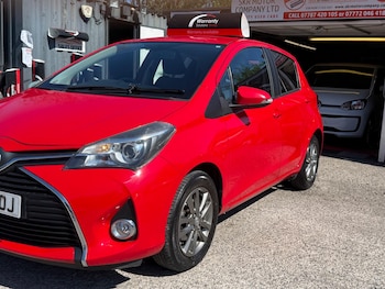 Used Toyota Yaris 2015 for sale - 78374978: Photo